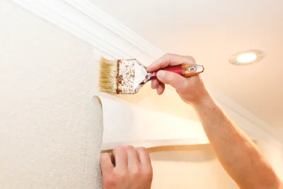 Pose de papier peint à Lanvollon — revêtements muraux et toiles de verre